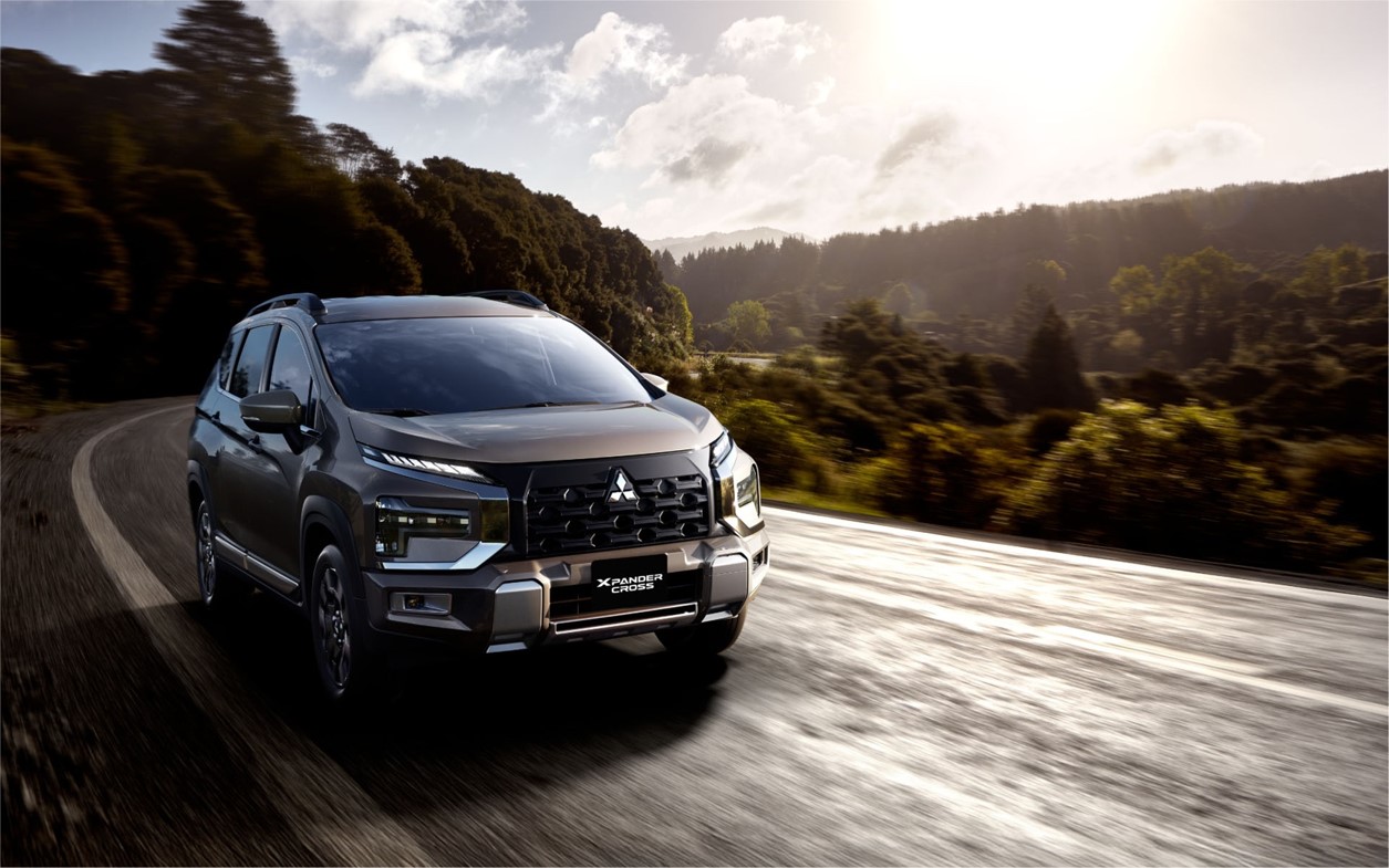 Xpander cross